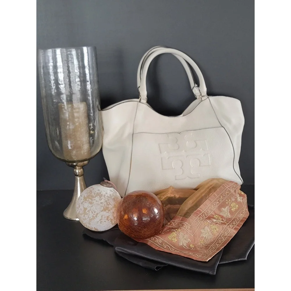 Tory Burch Bombe T East West Tote White Large
